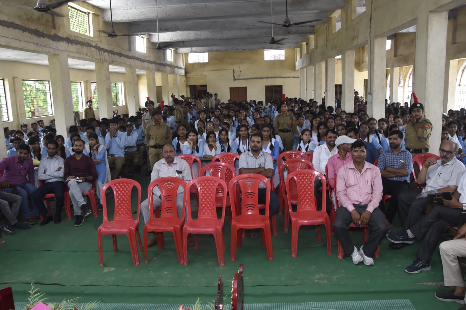 http://www.amarshahidintercollegebewar.in/uploads/gallery/687cef1e139fa.jpg