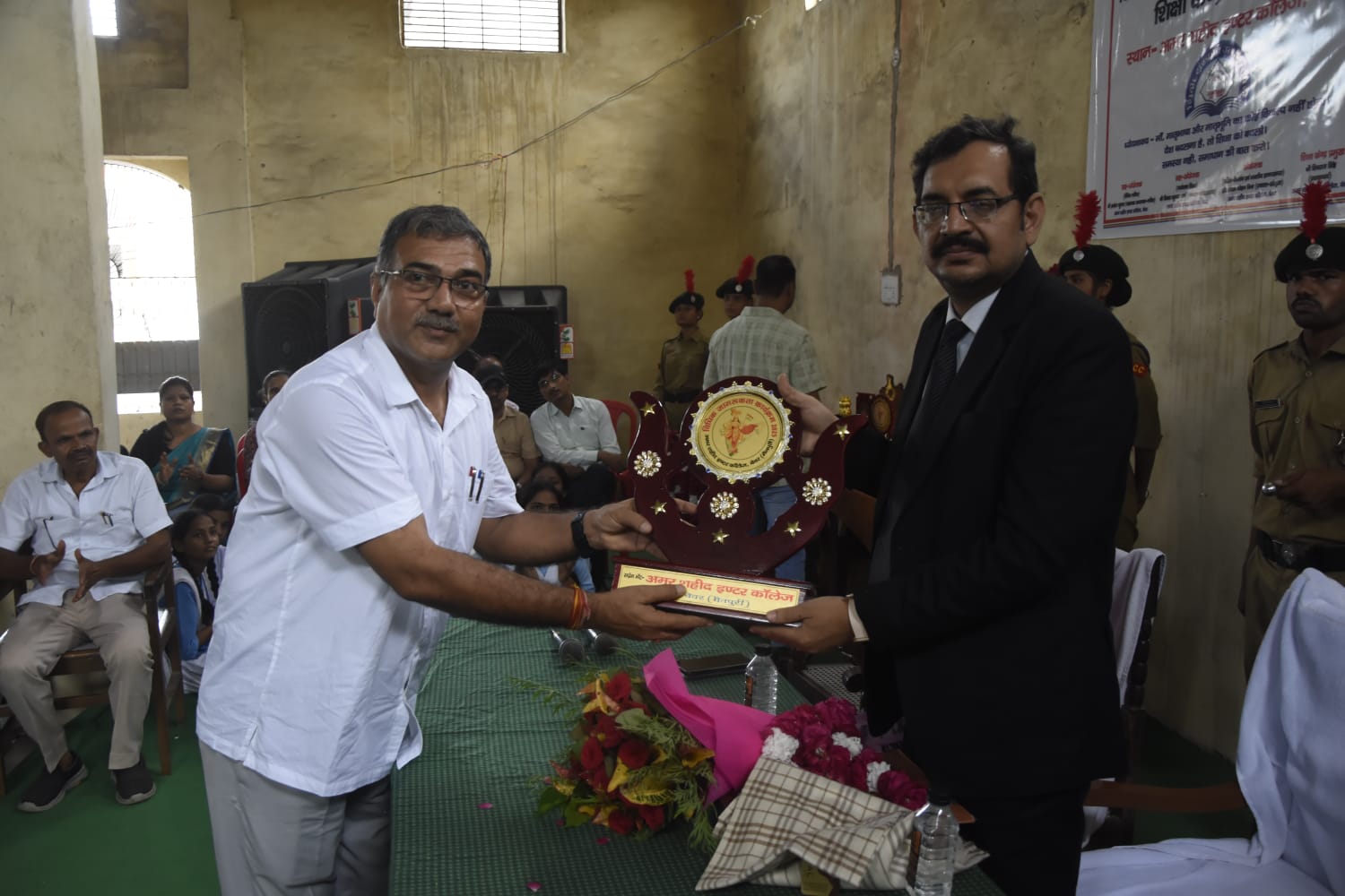 http://www.amarshahidintercollegebewar.in/uploads/gallery/687cef397d559.jpg